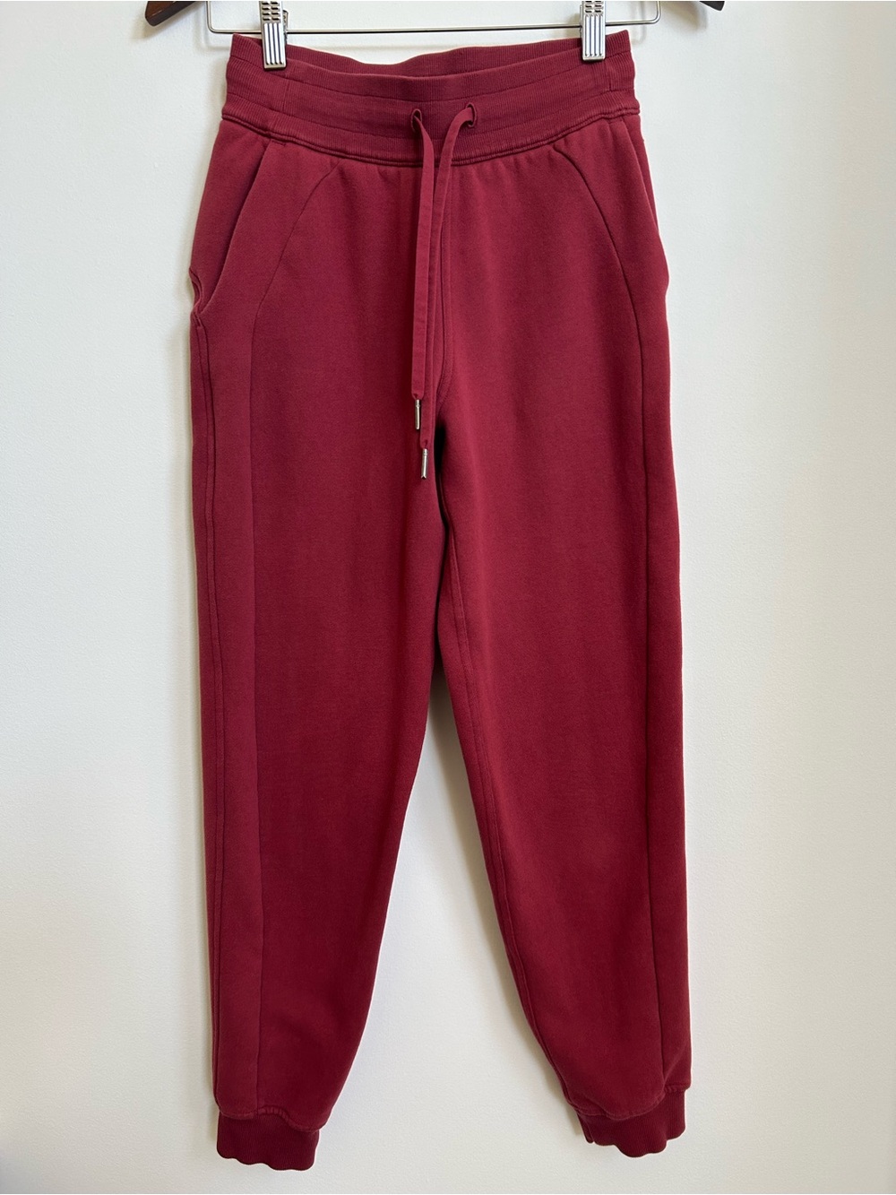 Lululemon Scuba High-Rise Jogger Sz 2